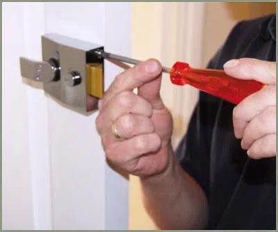 Locksmith Solution Services Daytona Beach, FL 386-277-4143 Locksmith Solution Services Daytona Beach, FL 386-277-4143 - 68-44-11